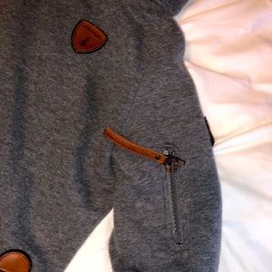 Wanakome Greta dark grey sweatshirt